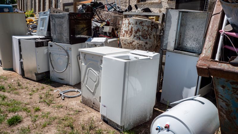 Junk Disposal in Sacramento, CA
